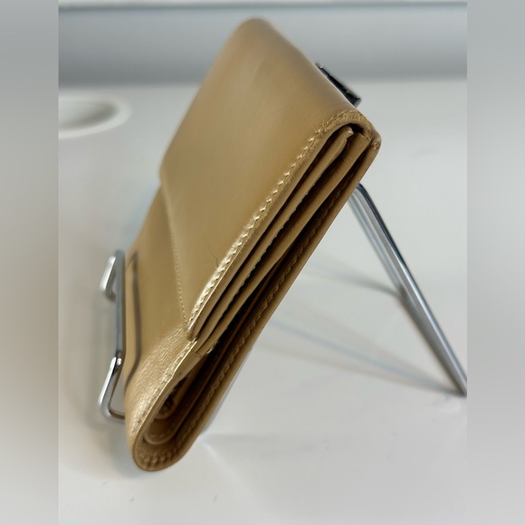 Gucci Wallet - Picture 9 of 16